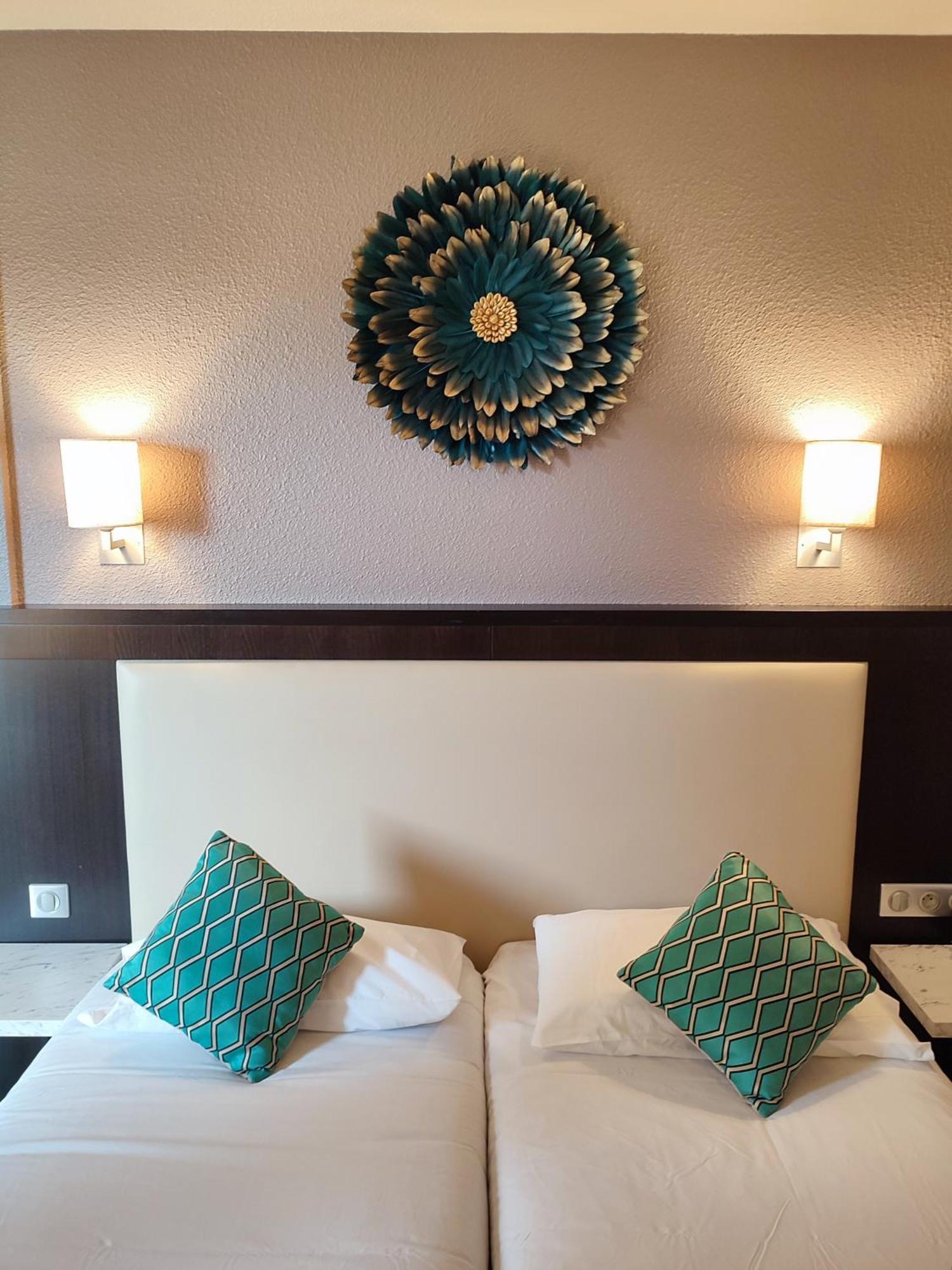 Hotel Le Collier Αντίμπ Εξωτερικό φωτογραφία