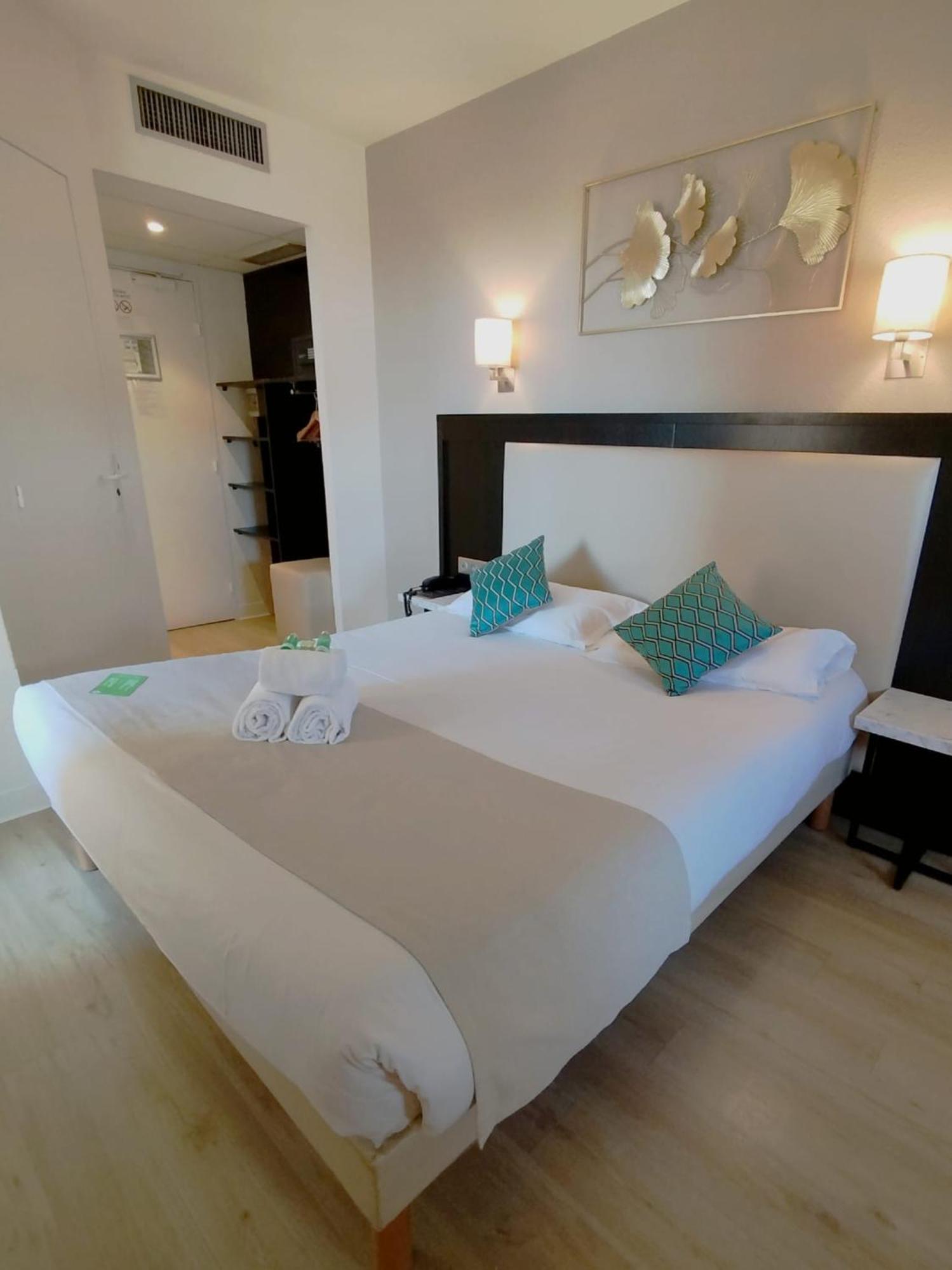 Hotel Le Collier Αντίμπ Εξωτερικό φωτογραφία